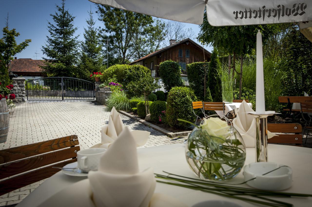 Hotel Wirtshaus Am Schloss Aicha vorm Wald Exterior foto